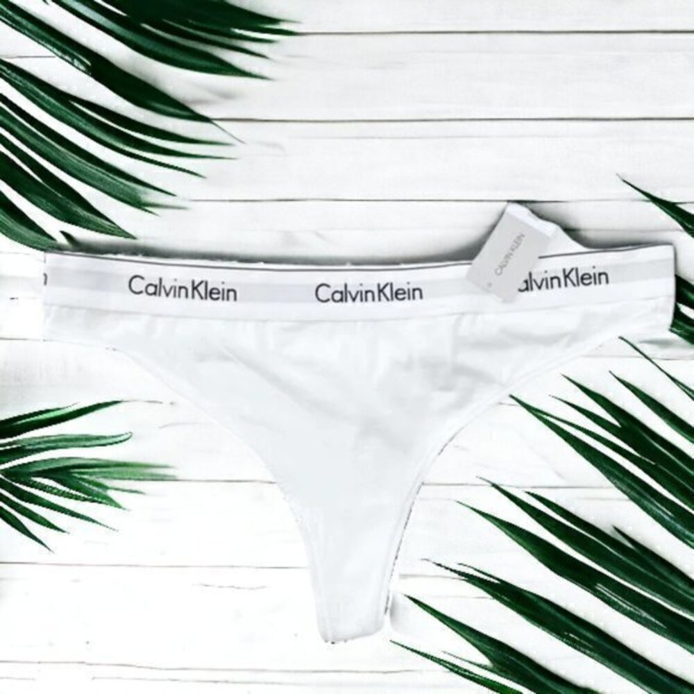 Calvin Klein Modern Cotton Plus Thong - White